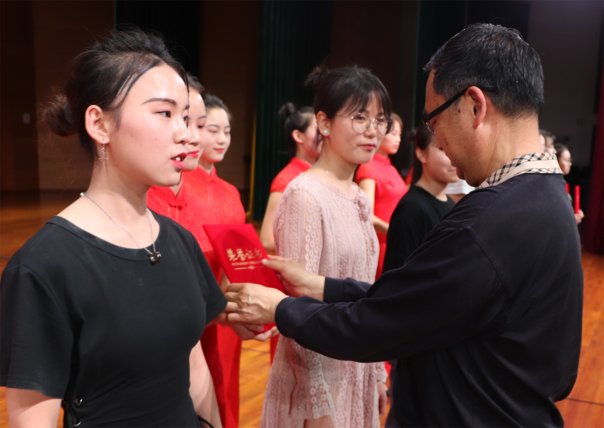 1556442375876299.jpg 2.jpg