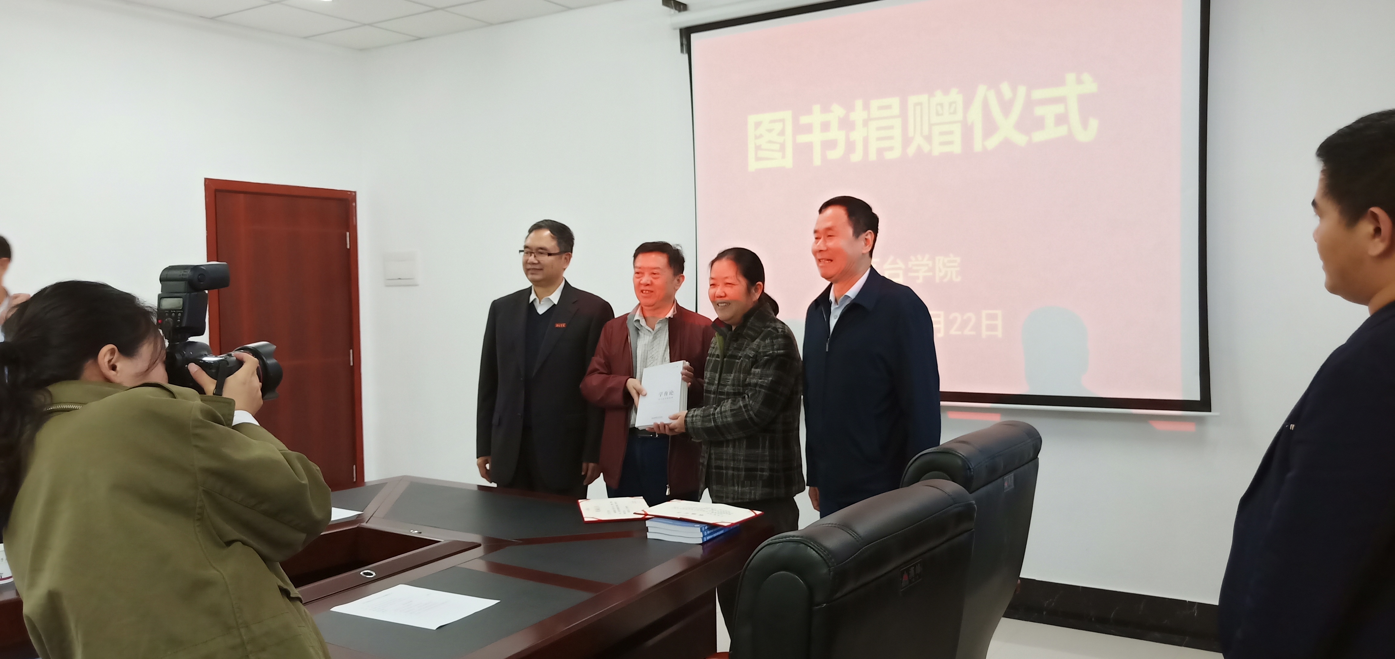 1571917603634288.jpg 1571917603634288.jpg