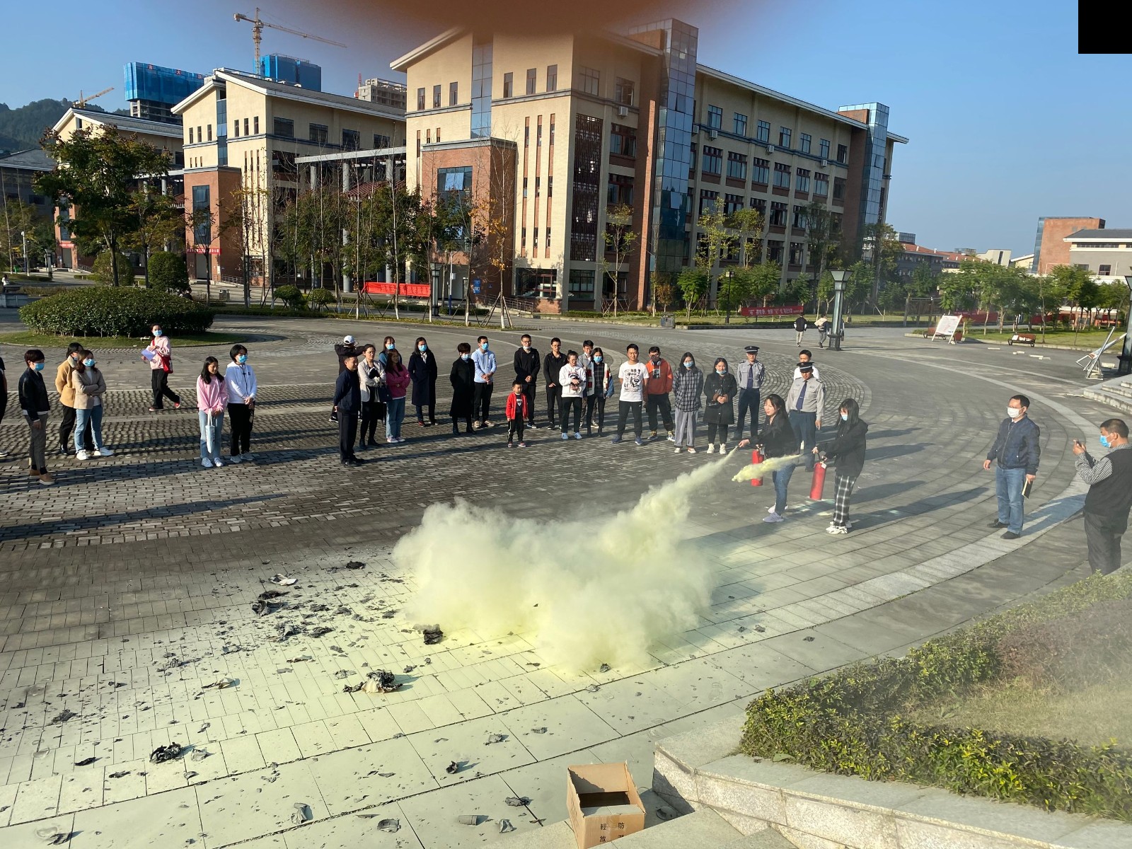 1604989548100737.jpg 1604989548100737.jpg