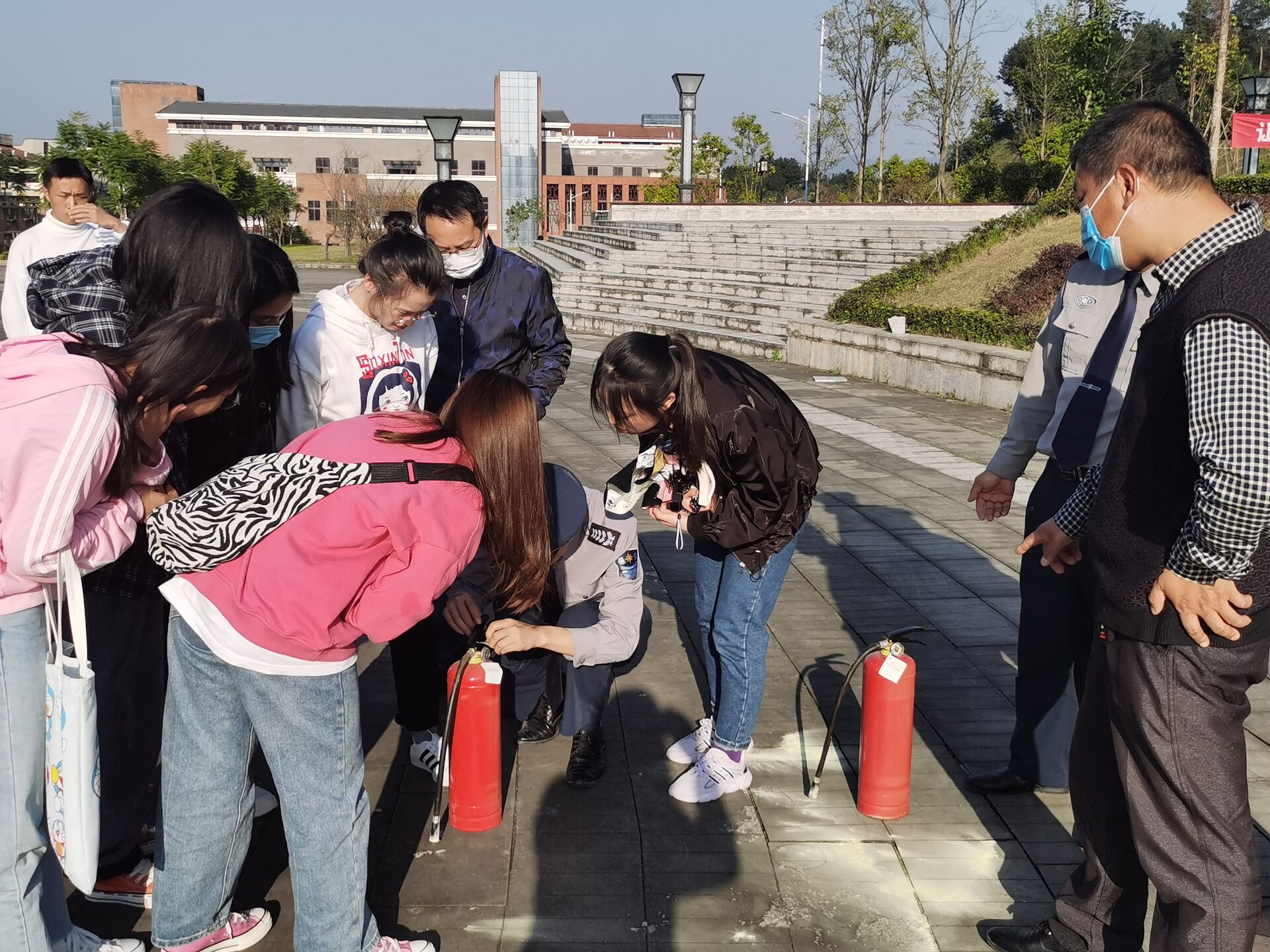 1604989548145189.jpg 1604989548145189.jpg